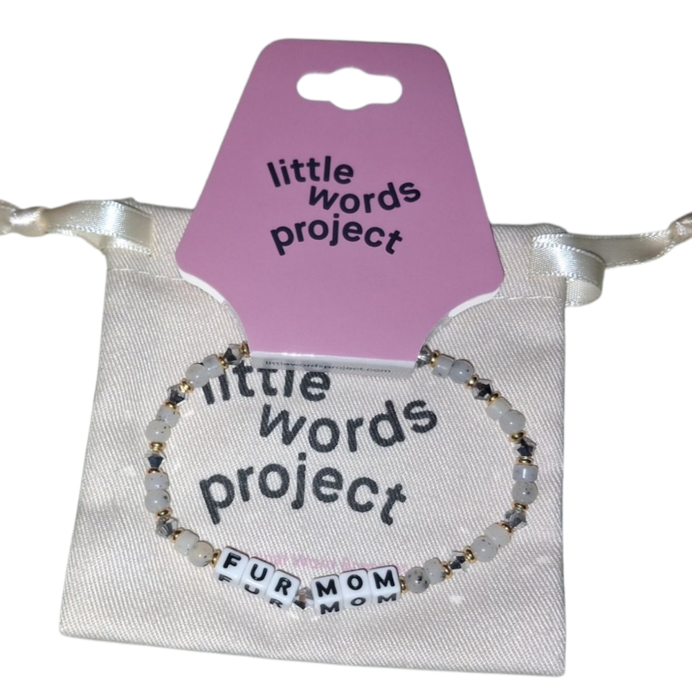 NWT LITTLE WORDS PROJECT BRACELET 🐾💞